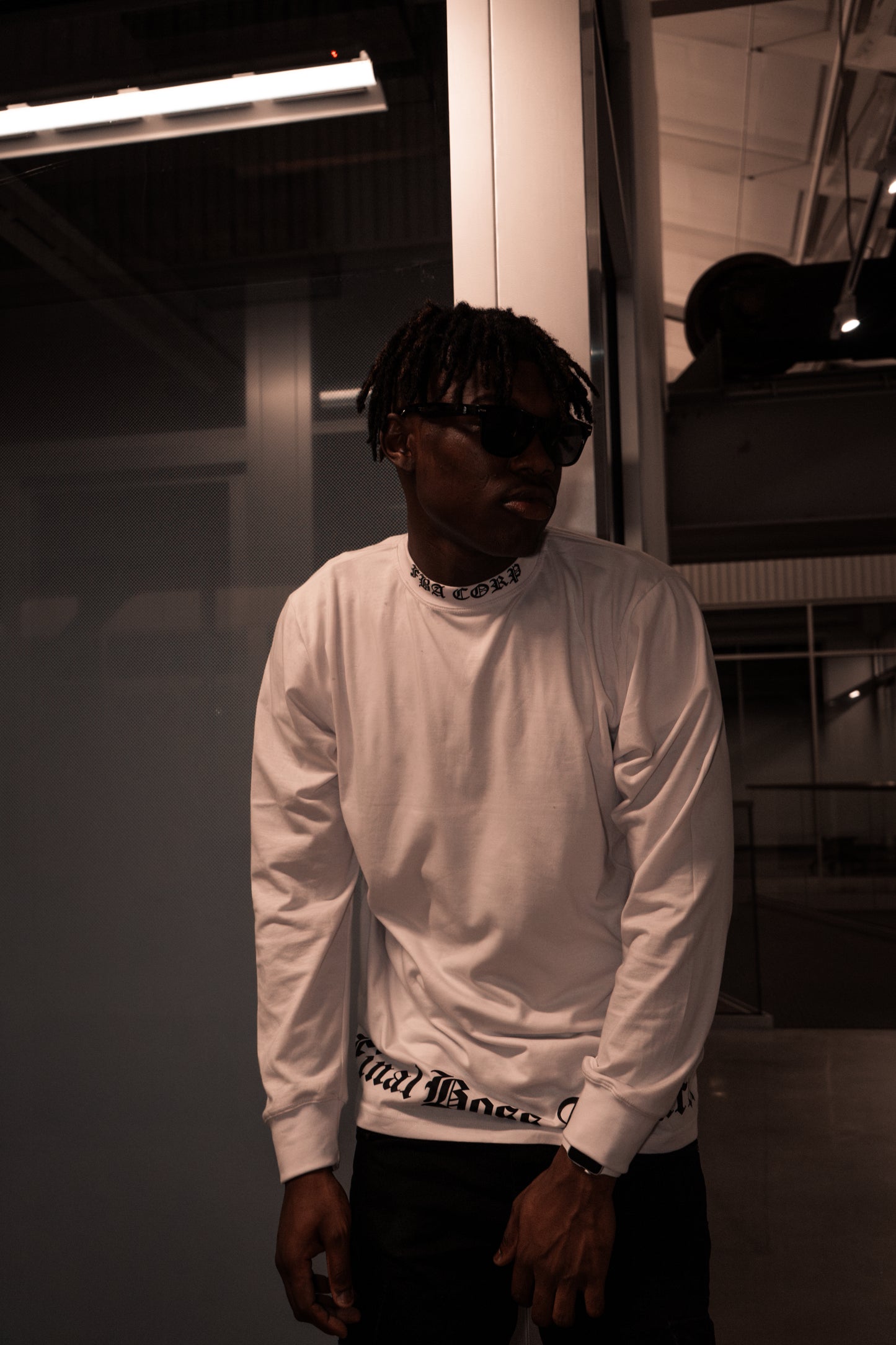 "BLANCO ANGEL" Mock Neck Long Sleeve